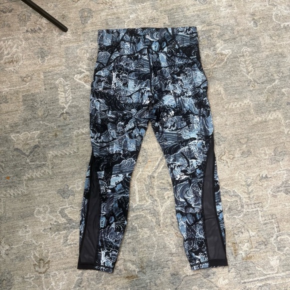 Lululemon Train Times 7/8 Leggings 25” 10 - Picture 2 of 5